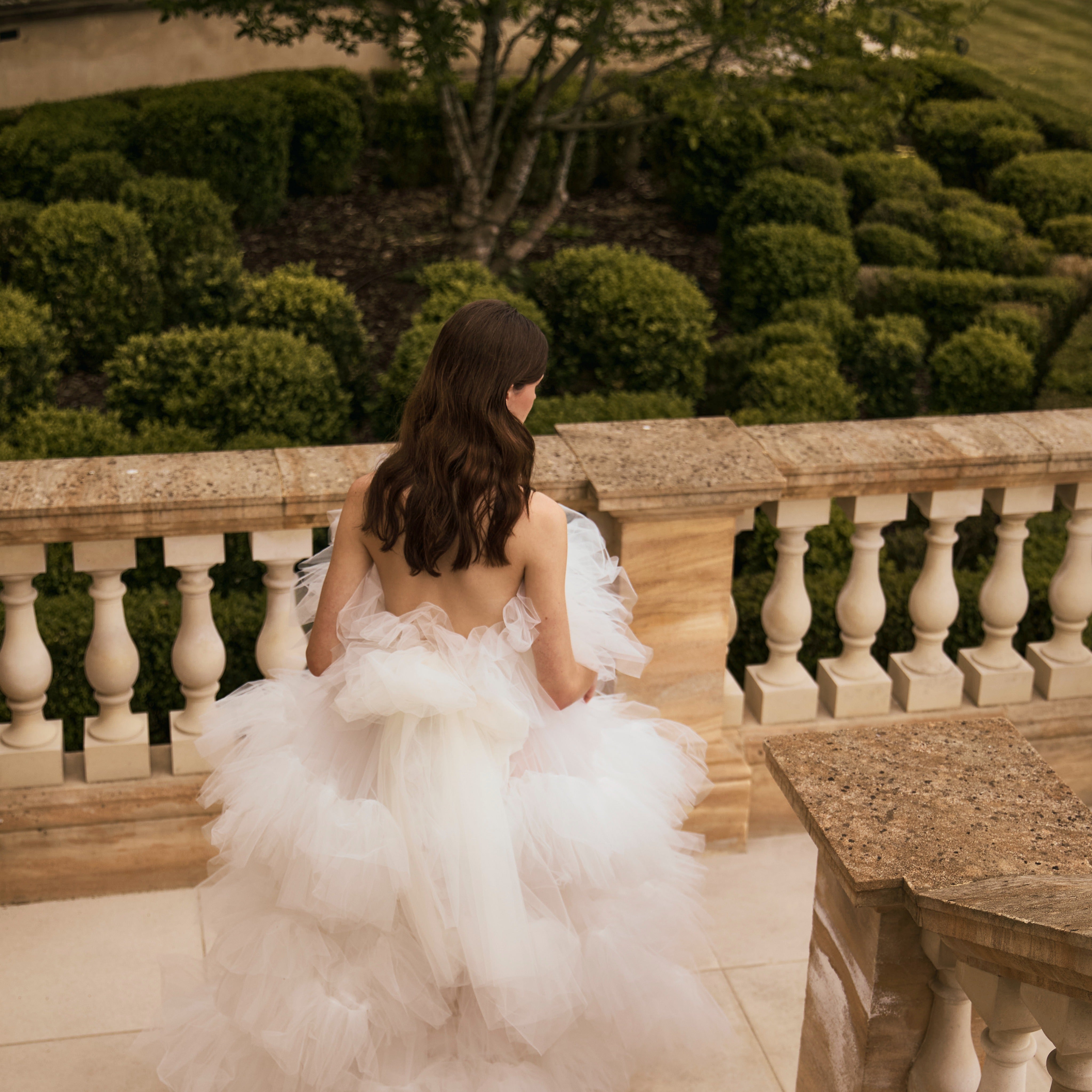 DARA GOWN - Pre-Order