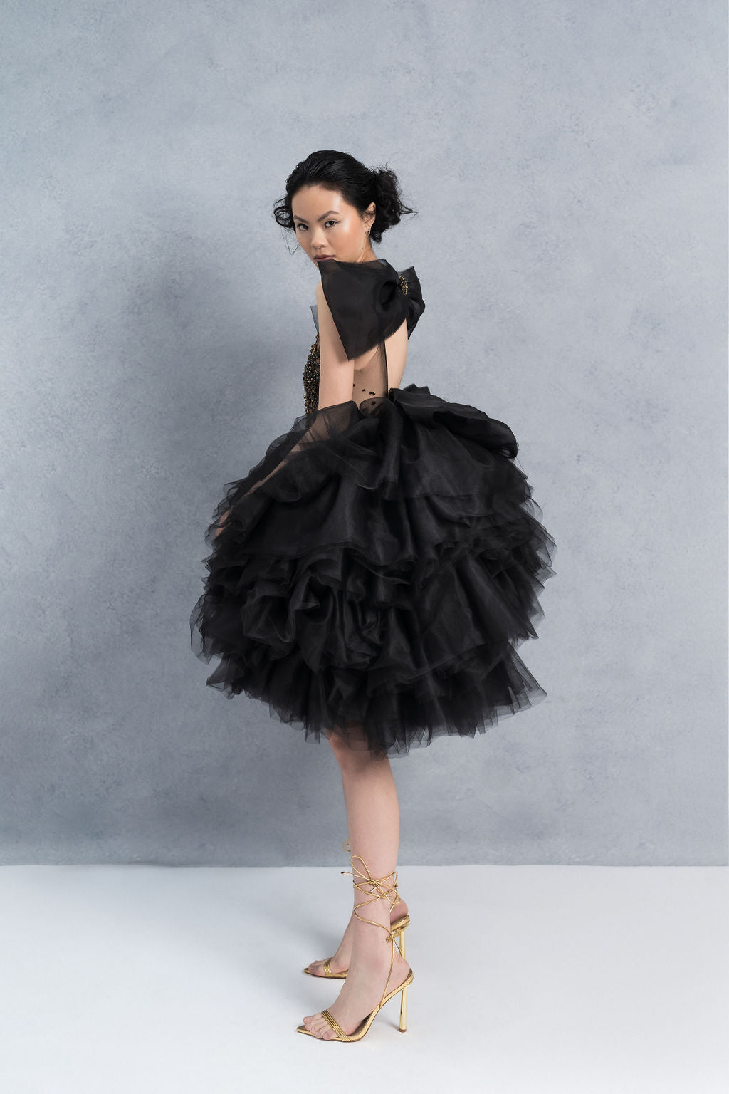 Sample Sale LYRA