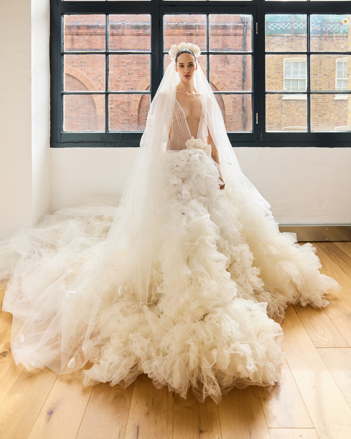 Veil, flower veil, tulle veil, elbow length veil, bridal veil, wedding veil, finger tip length veil, chapel length veil, cathedral length veil, floor length veil