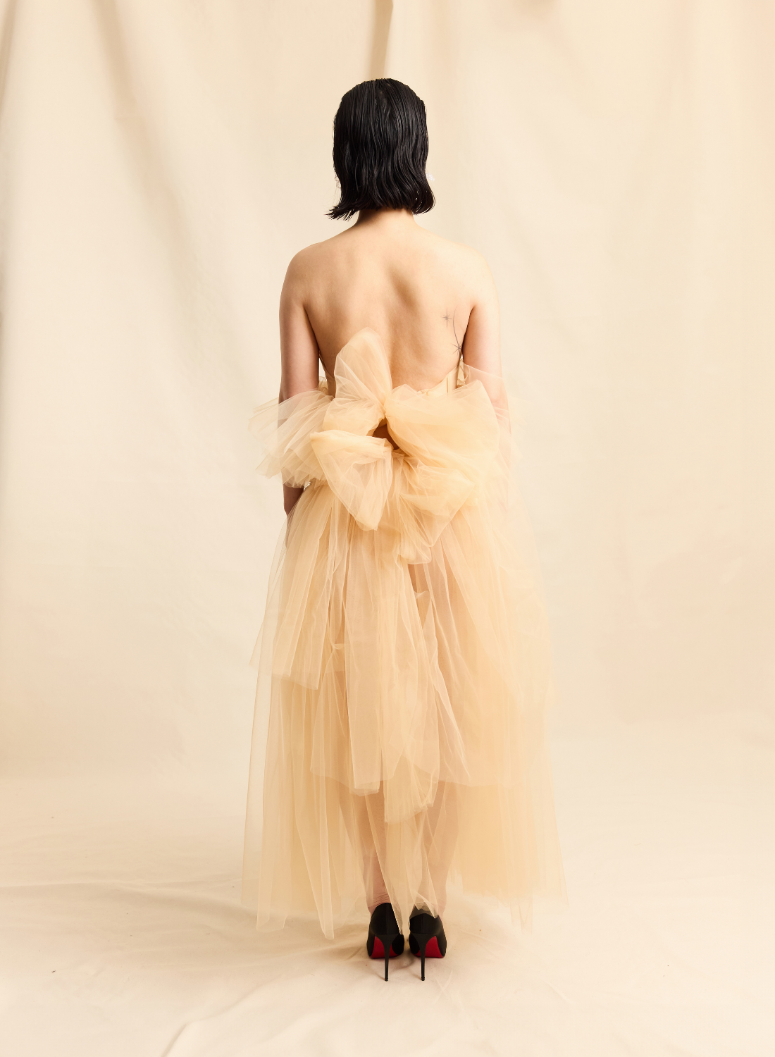 NUDE TULLE CORSET GOWN WITH RUFFLE PEPLUM & SHEER TULLE SKIRT LOOK M12