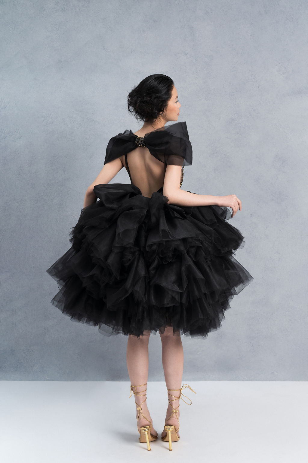Sample Sale LYRA